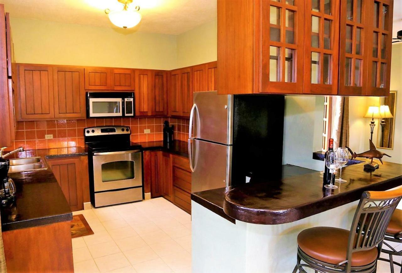Royale Manor Villa Corozal Eksteriør billede
